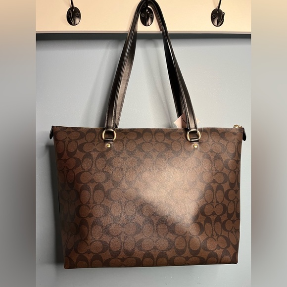 COACH 📣 NWT Signature Gallery Tote in Brown / Black 📣 - Picture 3 of 10